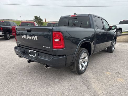 New 2026 RAM 1500 Big Horn AWD/4WD image 6