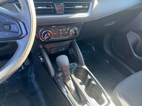 Used 2025 Chevrolet TrailBlazer LT image 37