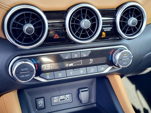 New 2025 Nissan Sentra SV w/ SV Premium Package image 21