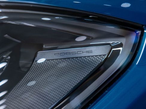 New 2025 Porsche Cayenne Coupe image 19