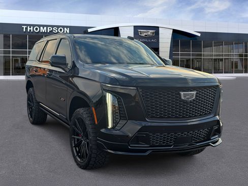 Certified 2026 Cadillac Escalade V AWD/4WD image 1