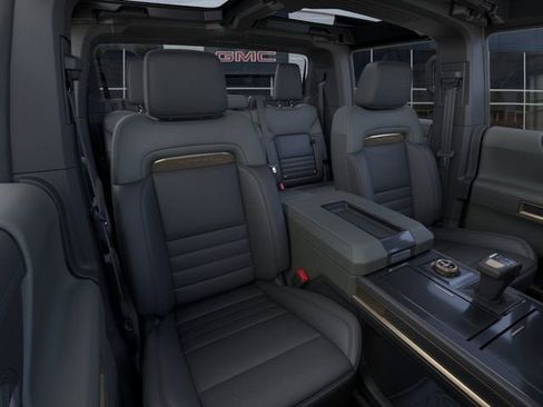 New 2025 GMC Hummer EV 2X w/ Extreme Off-Road Package image 16