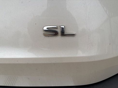 Used 2021 Nissan Rogue SL image 11