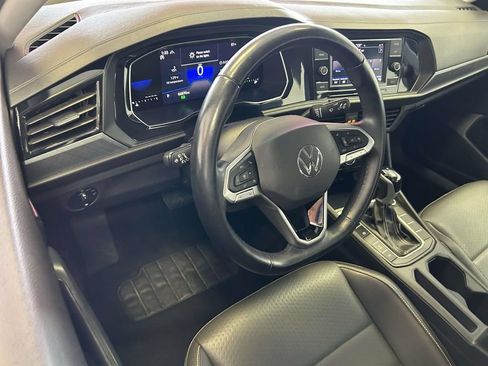Used 2024 Volkswagen Jetta SE FWD image 14
