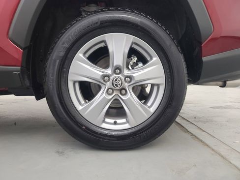 Used 2025 Toyota RAV4 XLE image 11