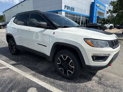 Used 2021 Jeep Compass Trailhawk w/ Sun and Sound Group AWD/4WD image 1