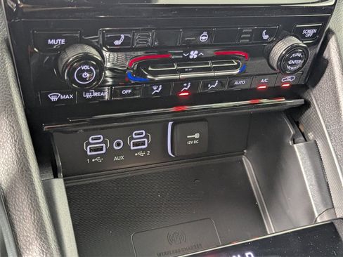 New 2025 Jeep Grand Cherokee Altitude image 23