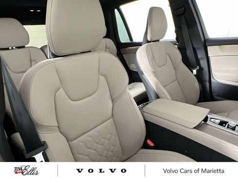 New 2026 Volvo XC90 B6 Plus w/ Protection Package Premier image 25