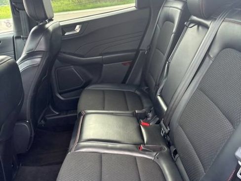 Used 2025 Ford Escape ST-Line FWD image 9