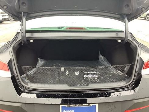 Certified 2025 Hyundai Elantra Blue image 15