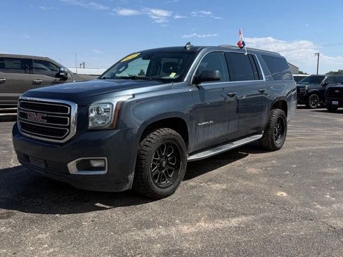 Used 2020 GMC Yukon XL SLT RWD image 1