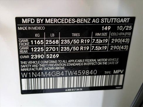 Used 2026 Mercedes-Benz GLB 250 image 28