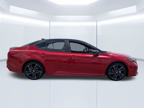 Used 2026 Toyota Camry XSE w/ Premium Plus Package FWD image 3