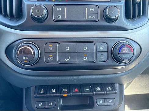 Used 2021 Chevrolet Colorado Z71 w/ Safety Package image 15