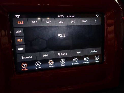 Used 2020 Jeep Gladiator Sport w/ Quick Order Package 24S AWD/4WD image 3