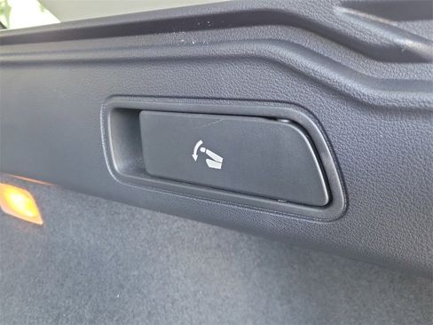 Used 2021 INFINITI QX50 Luxe image 11