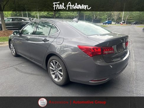 Used 2018 Acura TLX FWD image 15