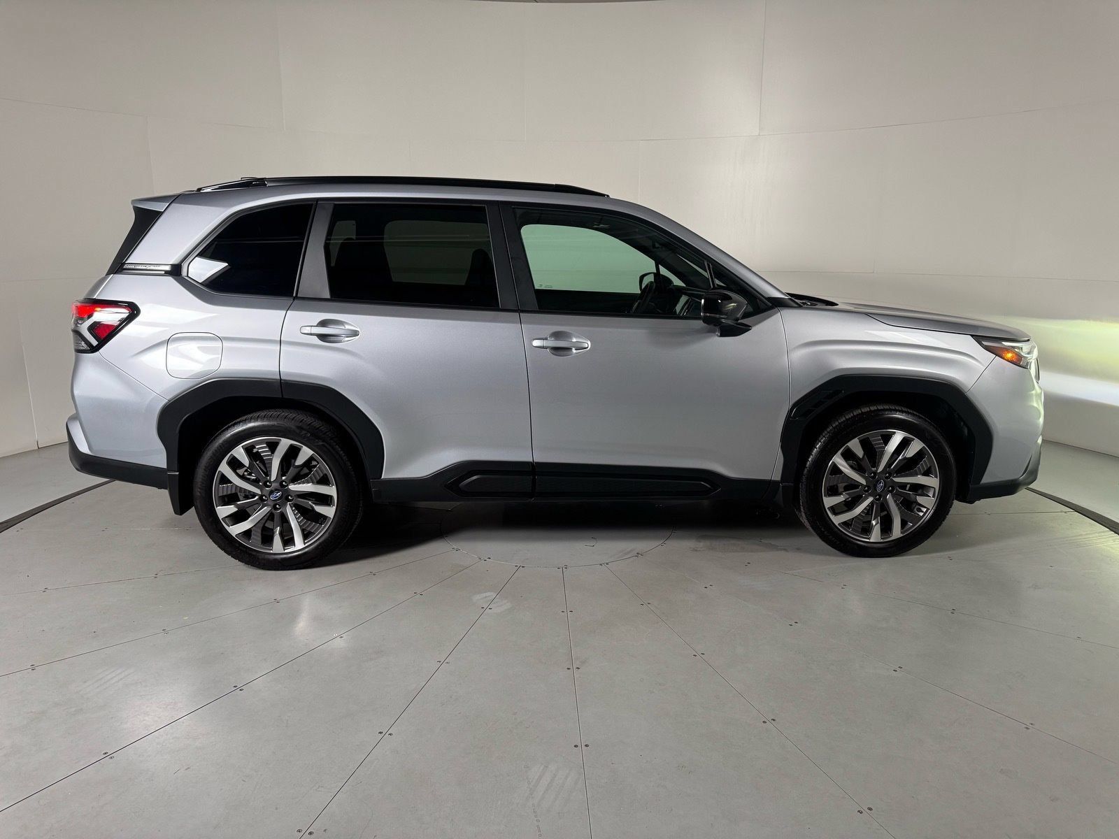Certified 2026 Subaru Forester Touring AWD/4WD image 6