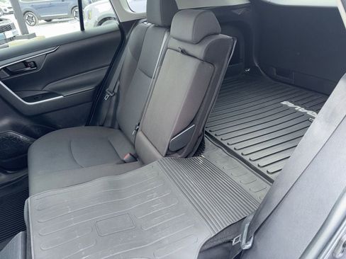 Used 2023 Toyota RAV4 LE image 33