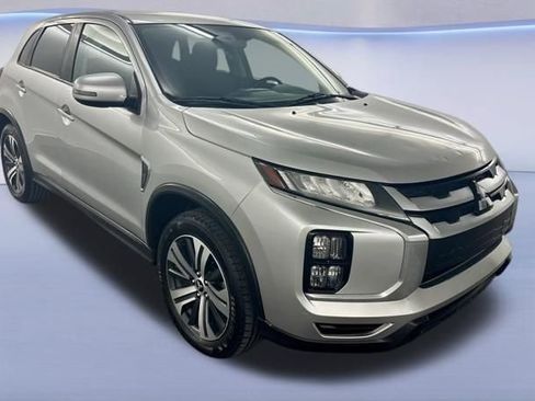 Used 2021 Mitsubishi Outlander Sport SE image 1