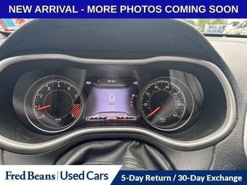 Used 2014 Jeep Cherokee Limited w/ Luxury Group AWD/4WD image 13