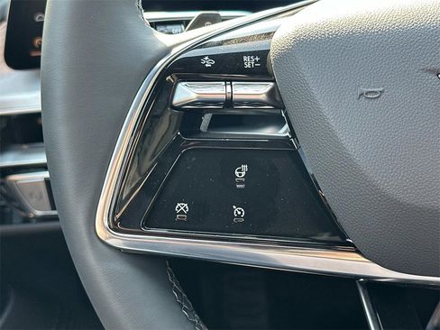 New 2025 Cadillac Lyriq Sport image 15