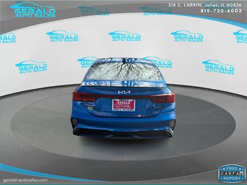 Used 2022 Kia Forte GT-Line w/ GT-Line Premium Package FWD image 4