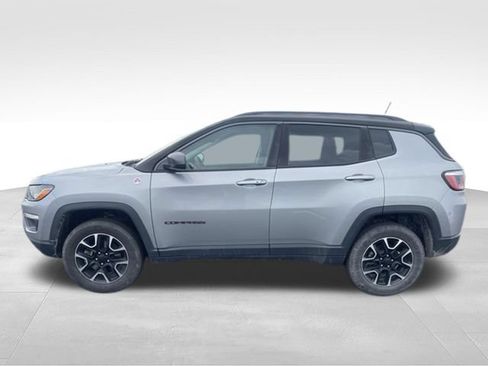 Used 2020 Jeep Compass Trailhawk AWD/4WD image 2