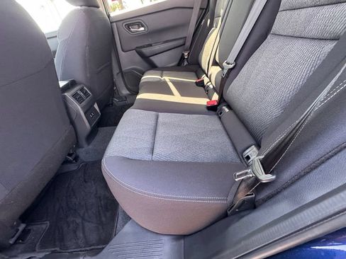 Certified 2026 Nissan Rogue SV AWD/4WD image 21