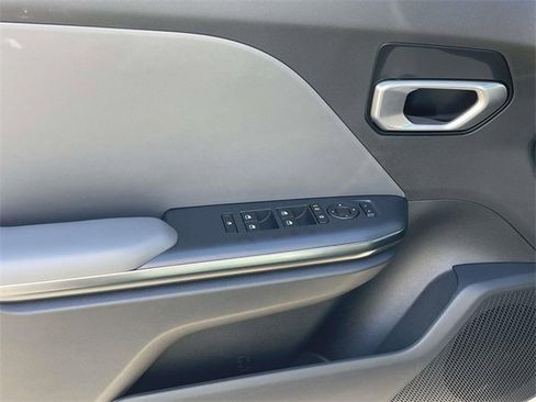 New 2025 Kia K4 LXS image 22