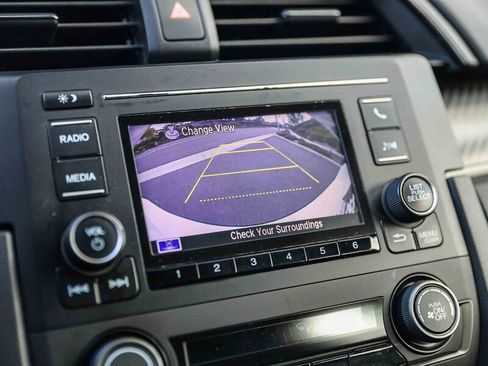 Used 2017 Honda Civic Sport image 29