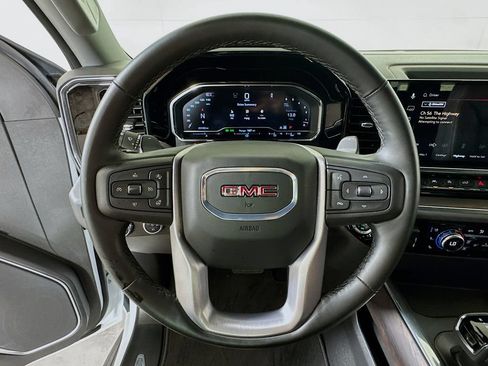 Certified 2025 GMC Sierra 1500 SLT AWD/4WD image 9