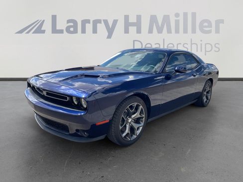 Used 2015 Dodge Challenger SXT Plus w/ Driver Convenience Group RWD image 1