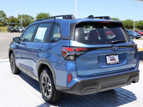 Certified 2025 Subaru Forester AWD/4WD image 3