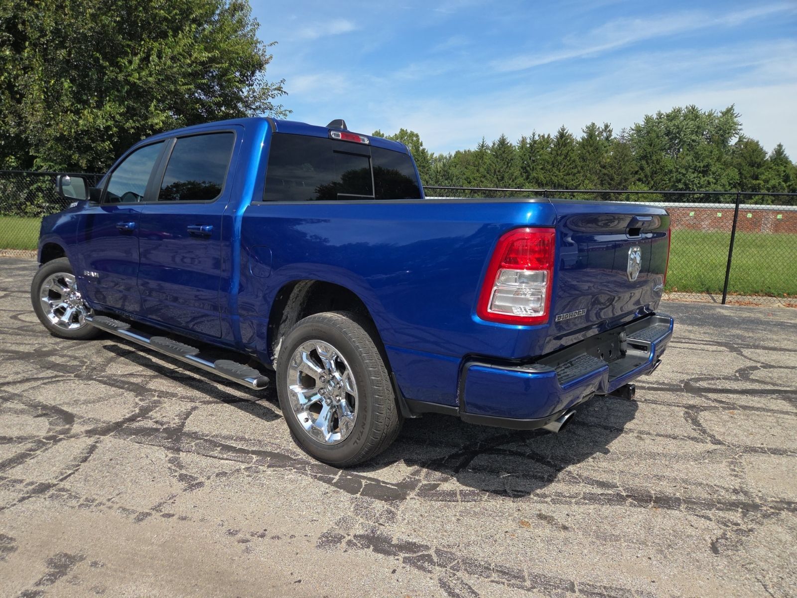 Used 2019 RAM 1500 Big Horn AWD/4WD image 11