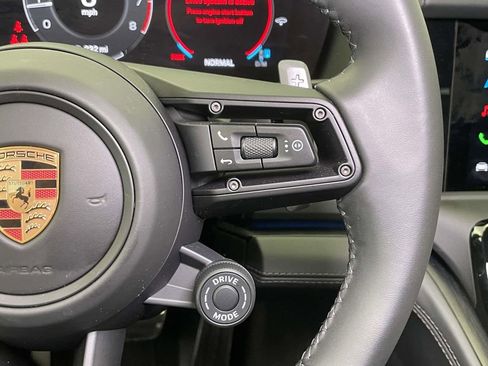 Used 2025 Porsche Panamera GTS image 39