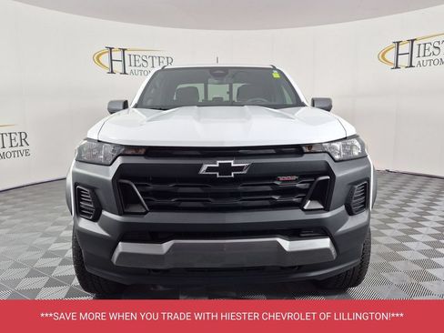 Certified 2025 Chevrolet Colorado Trail Boss AWD/4WD image 9