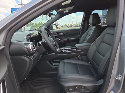 New 2027 Chevrolet Equinox LT w/ Convenience Package II AWD/4WD image 10