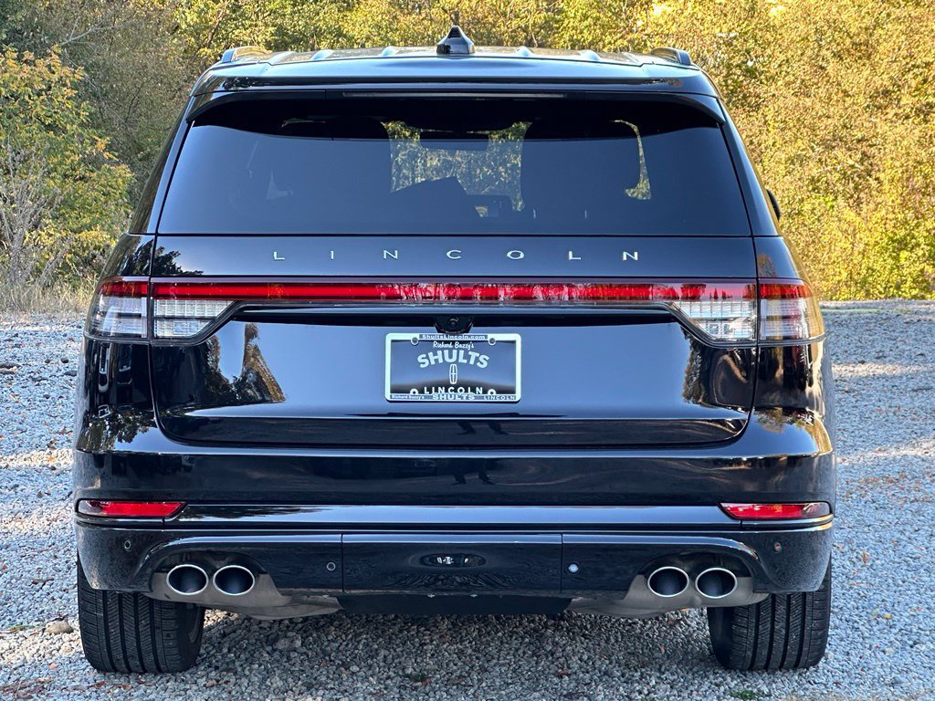 New 2026 Lincoln Aviator Reserve AWD/4WD image 4