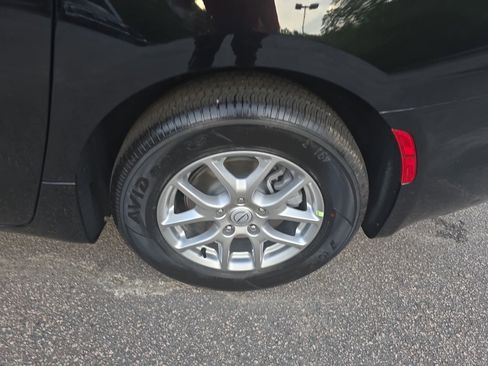 New 2026 Chrysler Pacifica Select FWD image 31