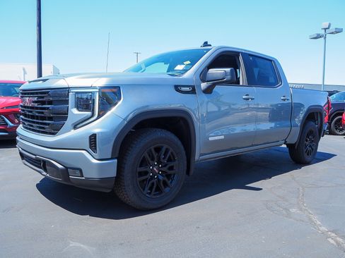 New 2025 GMC Sierra 1500 Elevation image 2