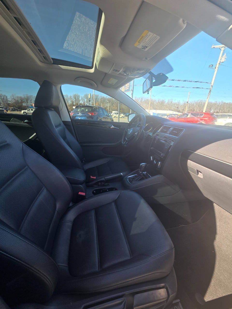 Used 2016 Volkswagen Jetta SEL w/ Lighting Package FWD image 7