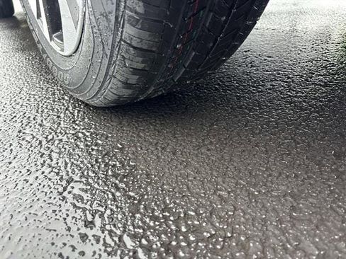 Used 2022 Subaru Legacy Premium image 7