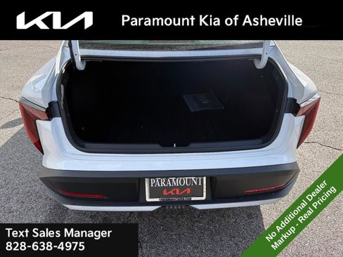 New 2026 Kia K4 LX image 29