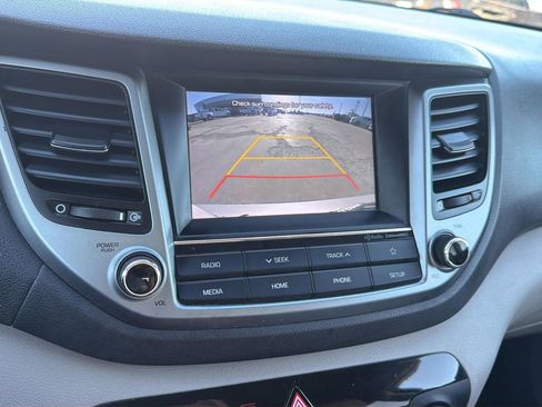 Used 2018 Hyundai Tucson SEL image 18