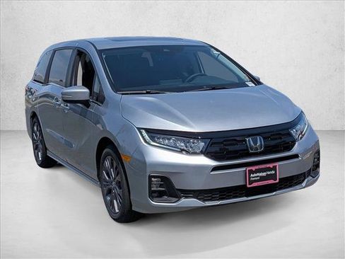 New 2026 Honda Odyssey Touring image 8