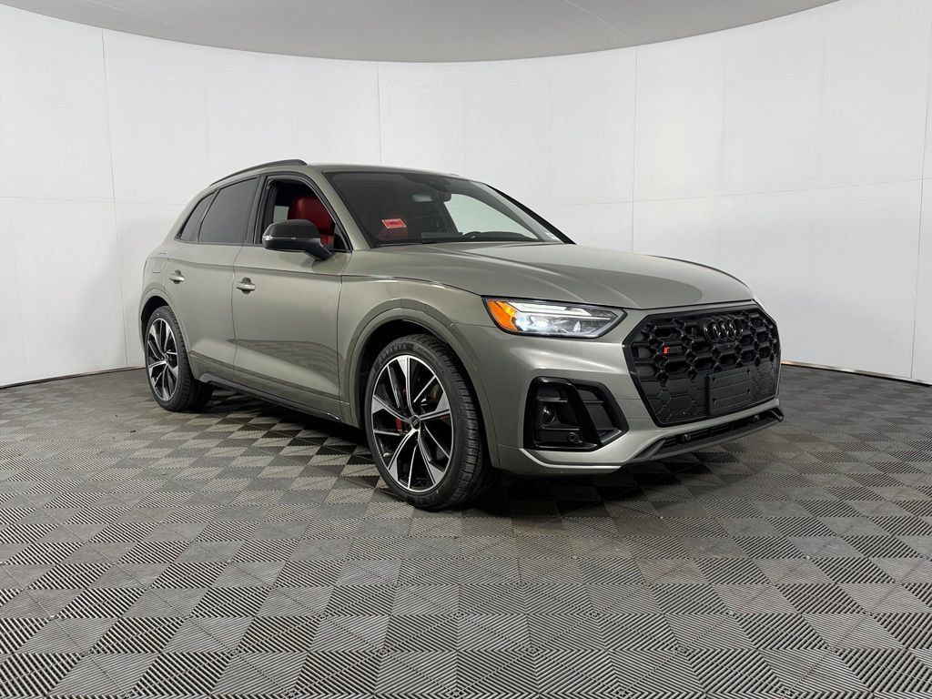Used 2024 Audi SQ5 Premium Plus AWD/4WD image 3