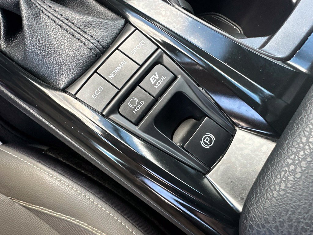 Used 2025 Toyota Camry SE w/ Multimedia Upgrade Package FWD image 26