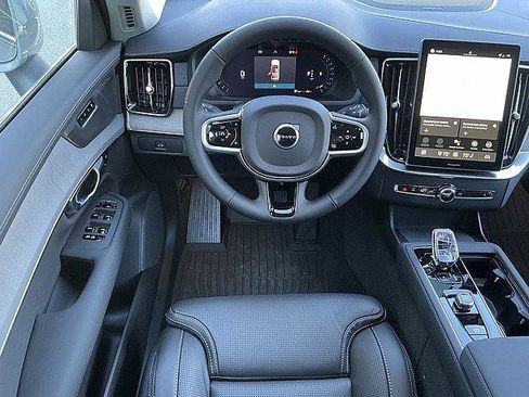 New 2026 Volvo XC90 B6 Ultra w/ Protection Package AWD/4WD image 5