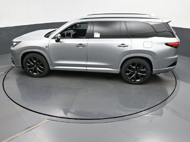 New 2026 Lexus TX 500h AWD image 30